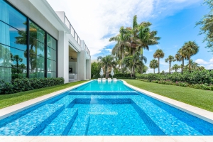 Infinity Edges and Zero-Entry Designs Are Redefining the View