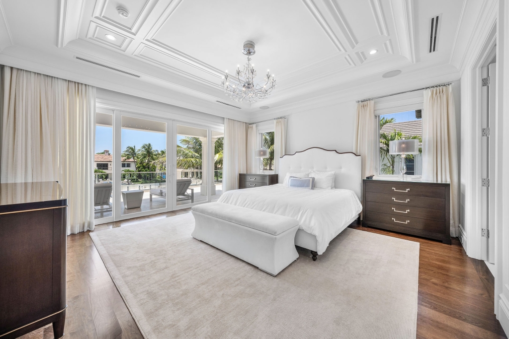 Living Spaces and Bedrooms: Neutral, Spacious, Inviting