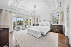 Living Spaces and Bedrooms: Neutral, Spacious, Inviting