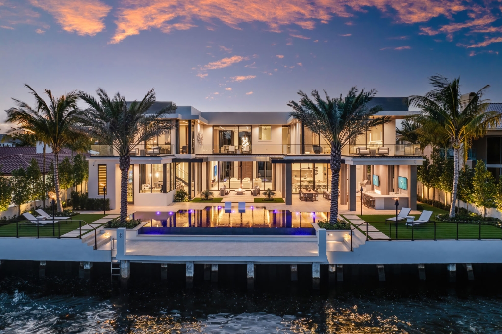 What to Look for When Buying a Waterfront Home in Boca Raton